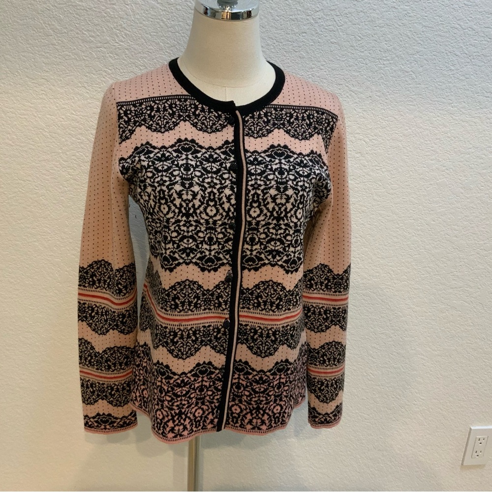 Norwegian Wool/Silk Woman’s cardigan, size M